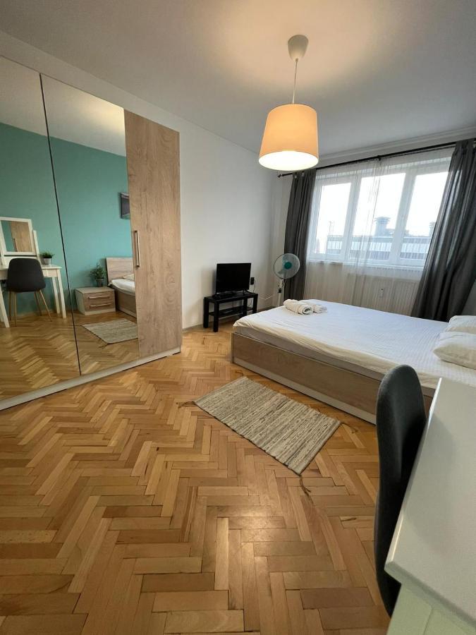 Al Malina 3Bdr Family Apt With Parking Space Near Airport And Iec Sófia Exterior foto