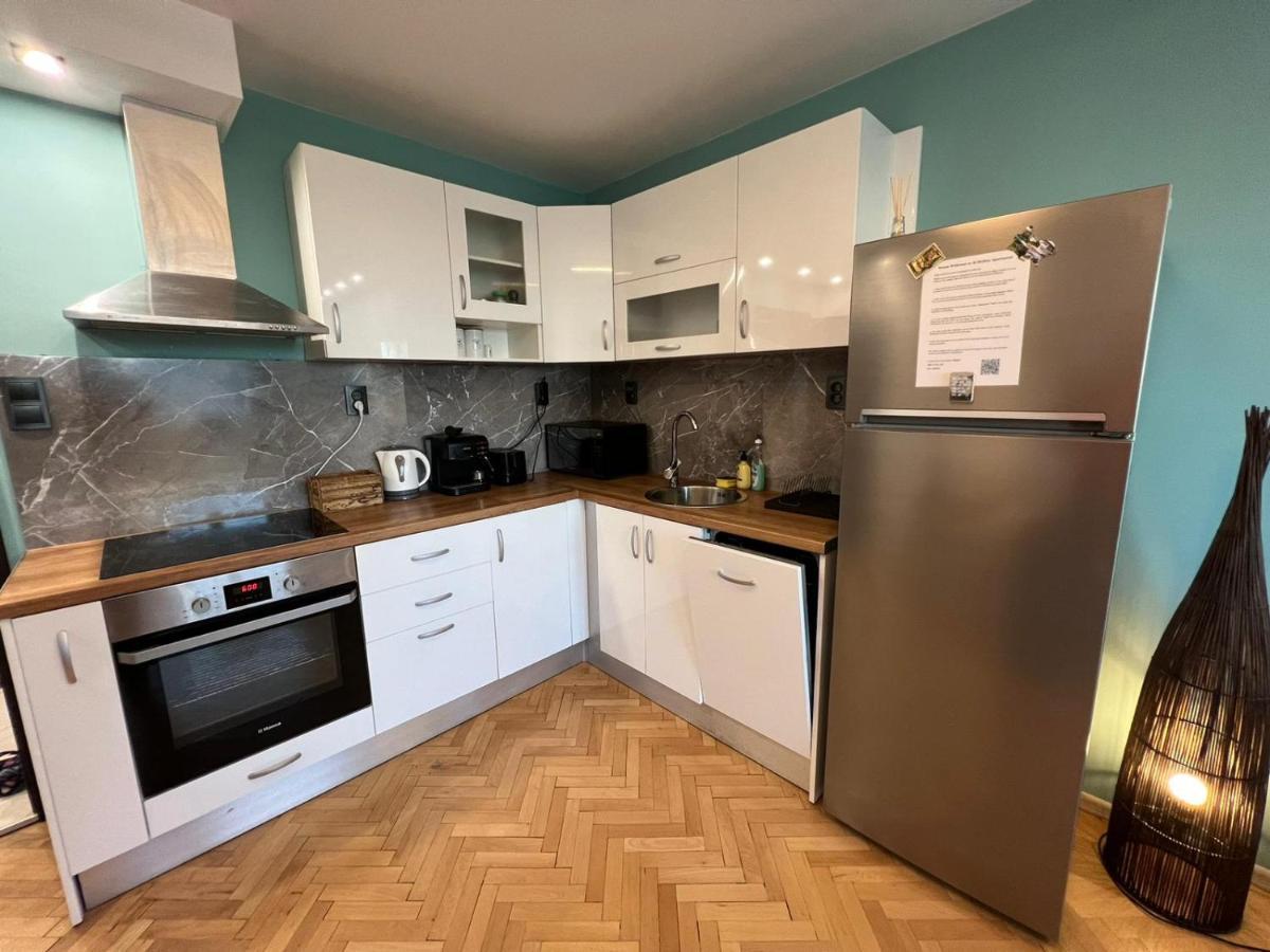 Al Malina 3Bdr Family Apt With Parking Space Near Airport And Iec Sófia Exterior foto